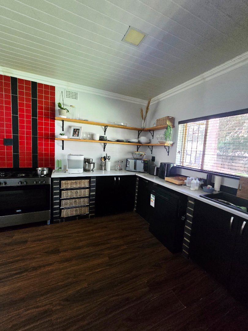 5 Bedroom Property for Sale in Flamwood North West